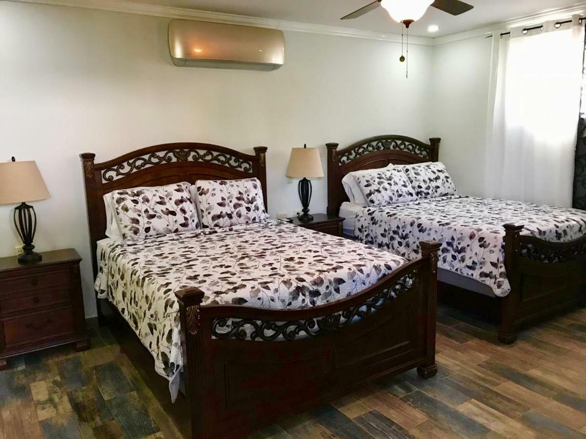 Refugio De La Montana B&B サン・ペドロ・スーラ エクステリア 写真